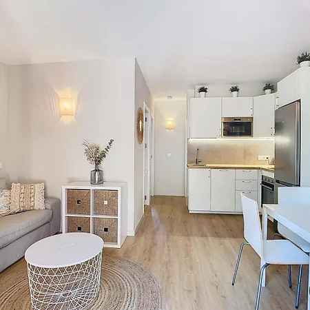 Alfredo, Con Piscina, Terraza Y Jardin Privado * Калан-Бош